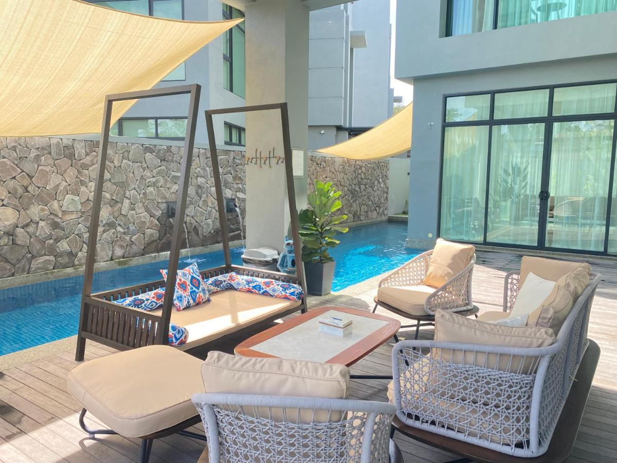 Molly Luxury Private Pool Bungalow茉莉的家豪华私人泳池别墅 Пантай-Сенанг Экстерьер фото